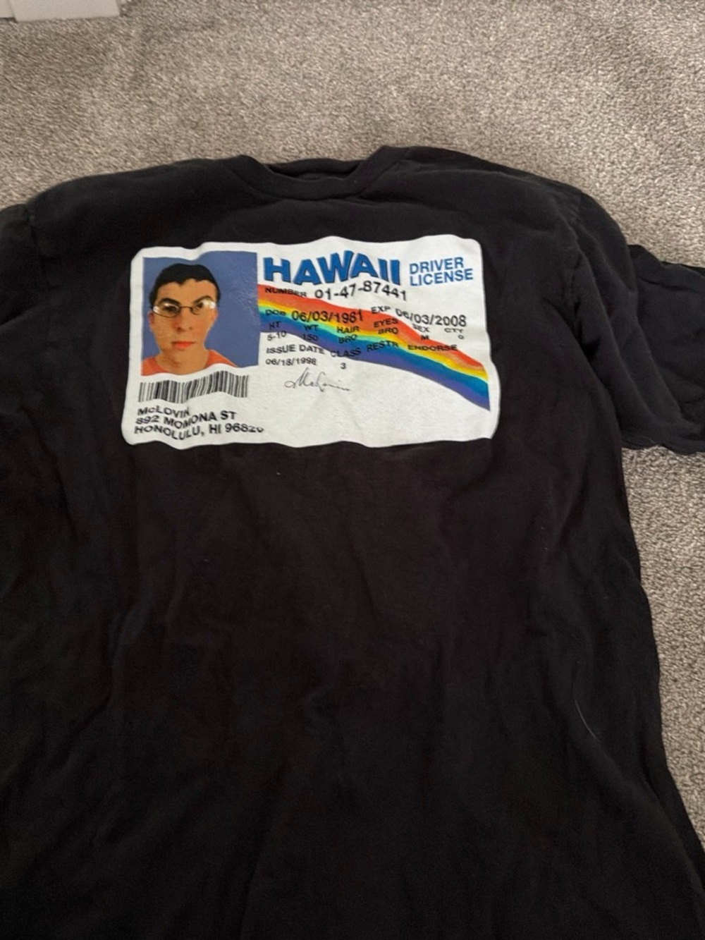 Black Short Sleeve Crewneck Shirt with Hawaii License Graphic